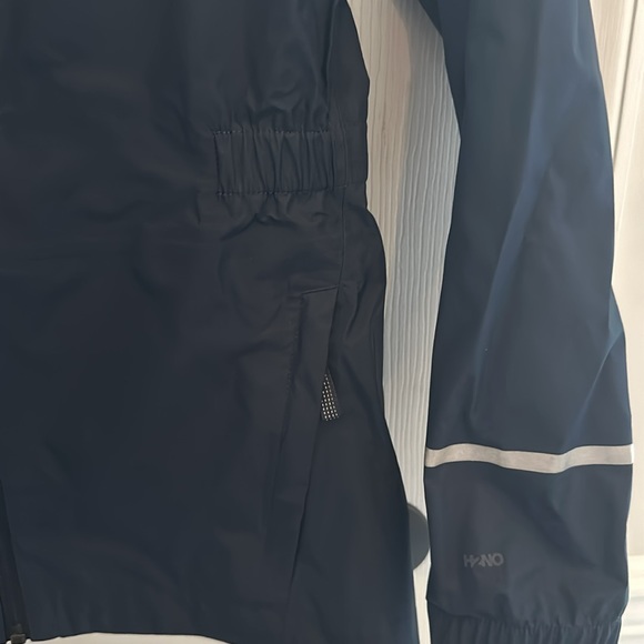 Kids Patagonia rain shell jacket - Picture 3 of 6